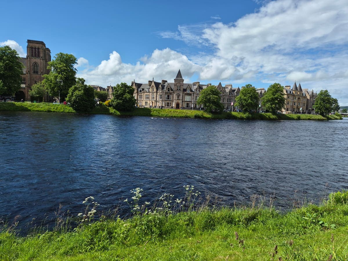Scotland by Train: Edinburgh, Glasgow, Inverness & Aberdeen